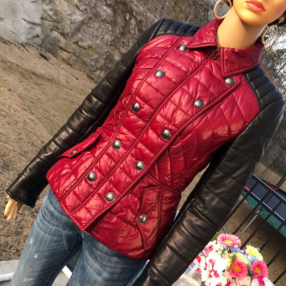 Authentic Burberry leather jacket - Picture 2 of 8